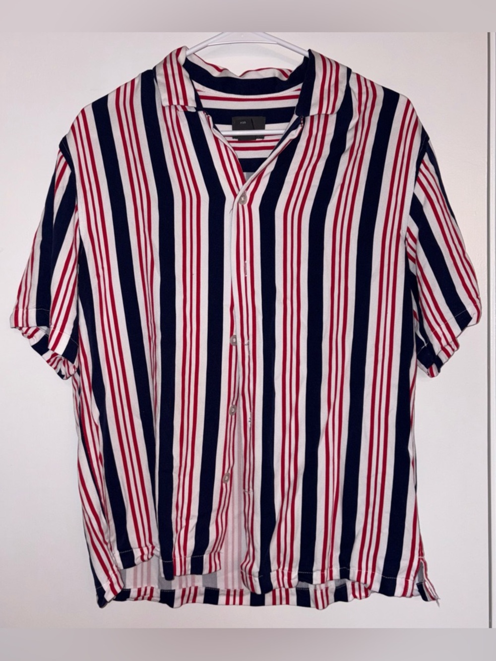 🍀4 for 25🍀 H&M | Men’s Striped Collared Shirt